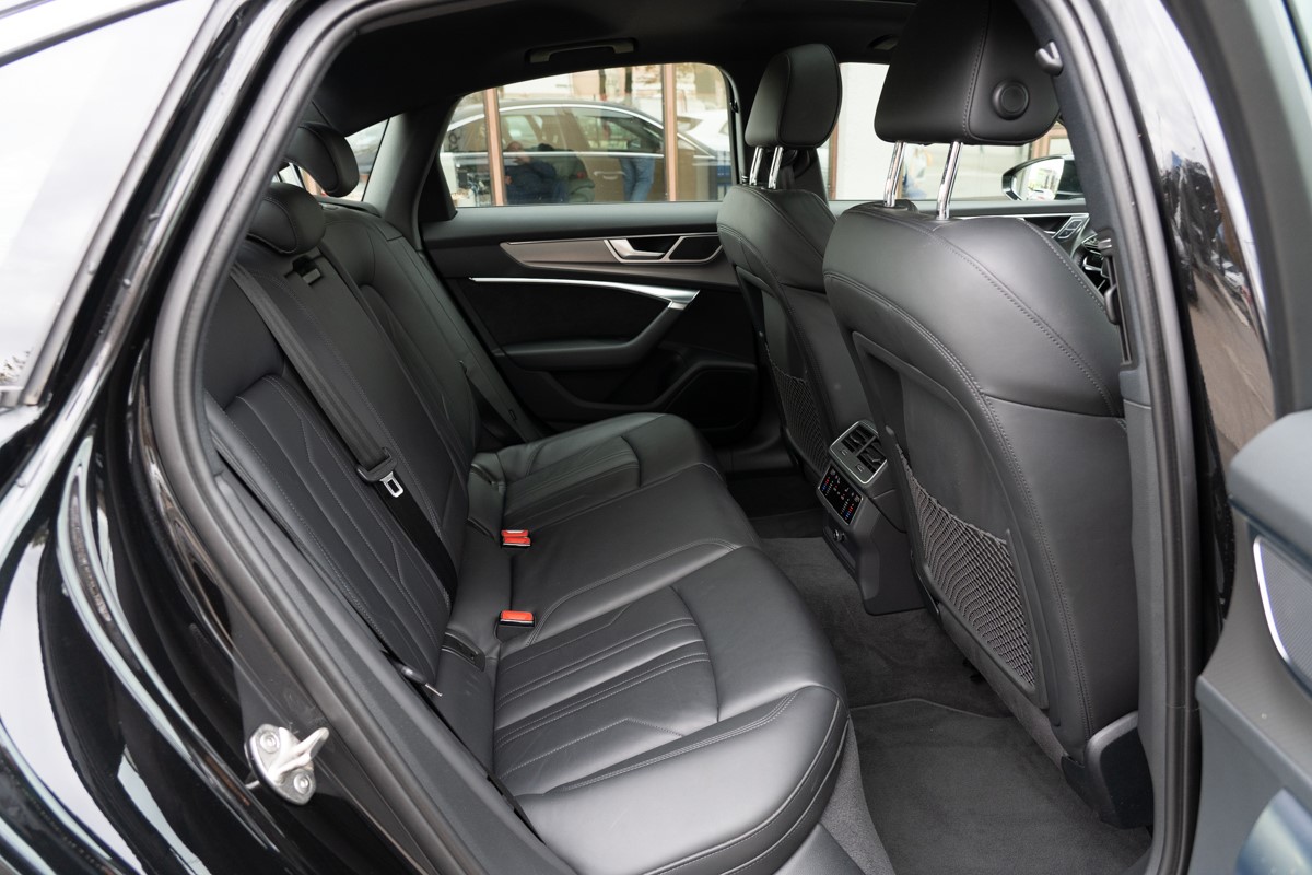 Audi A6
 3,0 TDI