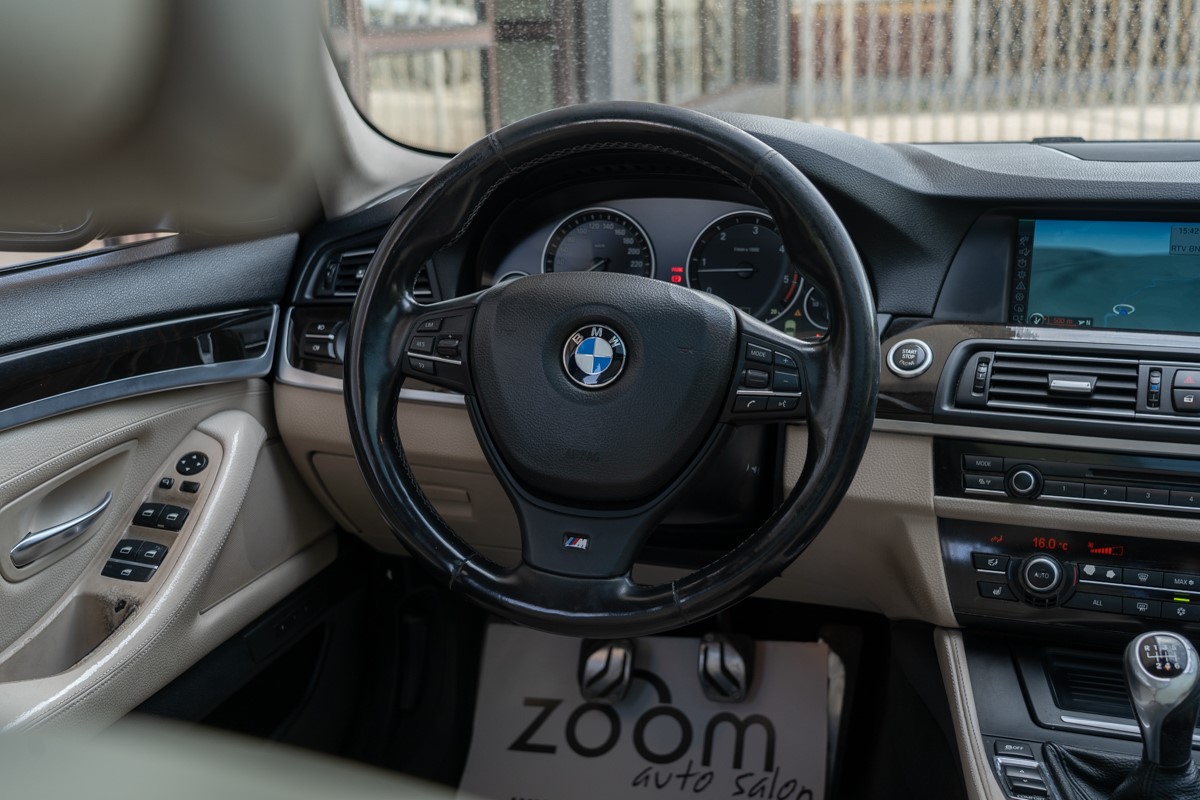 BMW
 5-Series 525 D