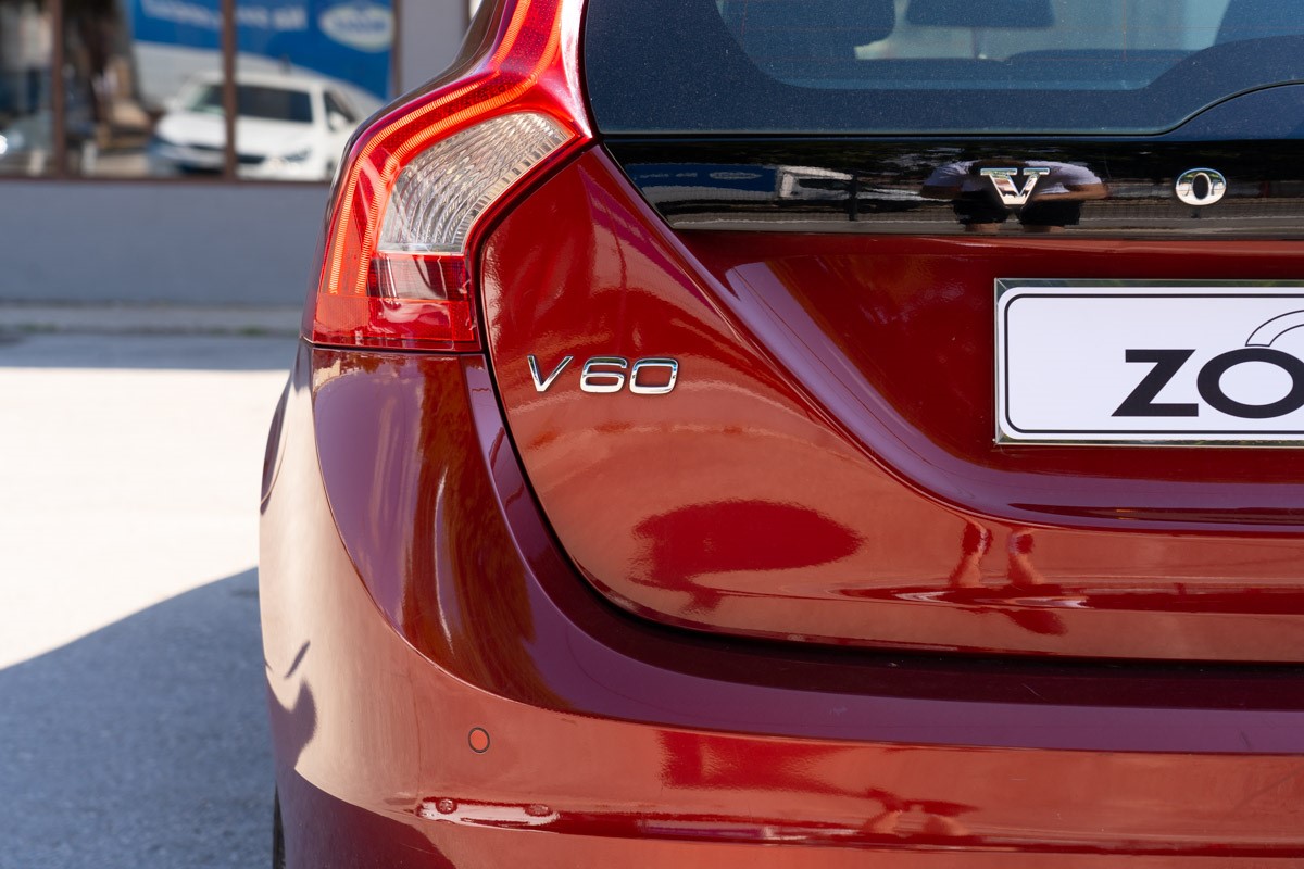 Volvo
 V60 2,0 D