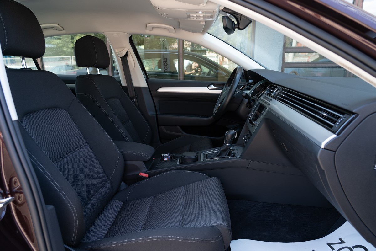 Volkswagen Passat 1.6 TDi BlueMotion Confortline Business DSG7