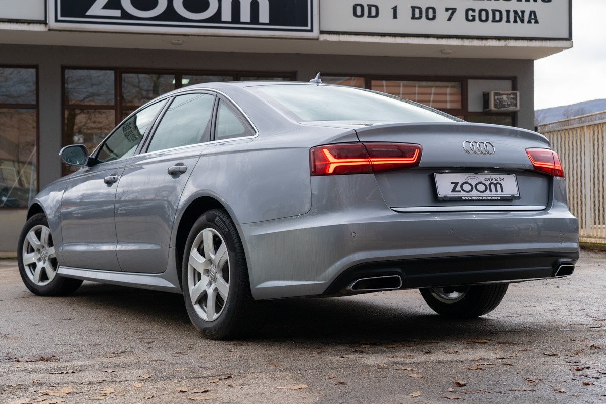 Audi A6
 2.0 TDi Ultra S-tronic