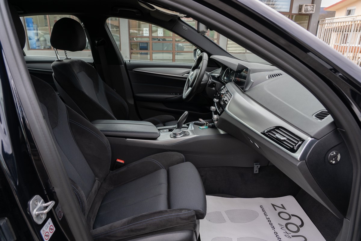 BMW
 5-Series 520dA  M Sportpaket