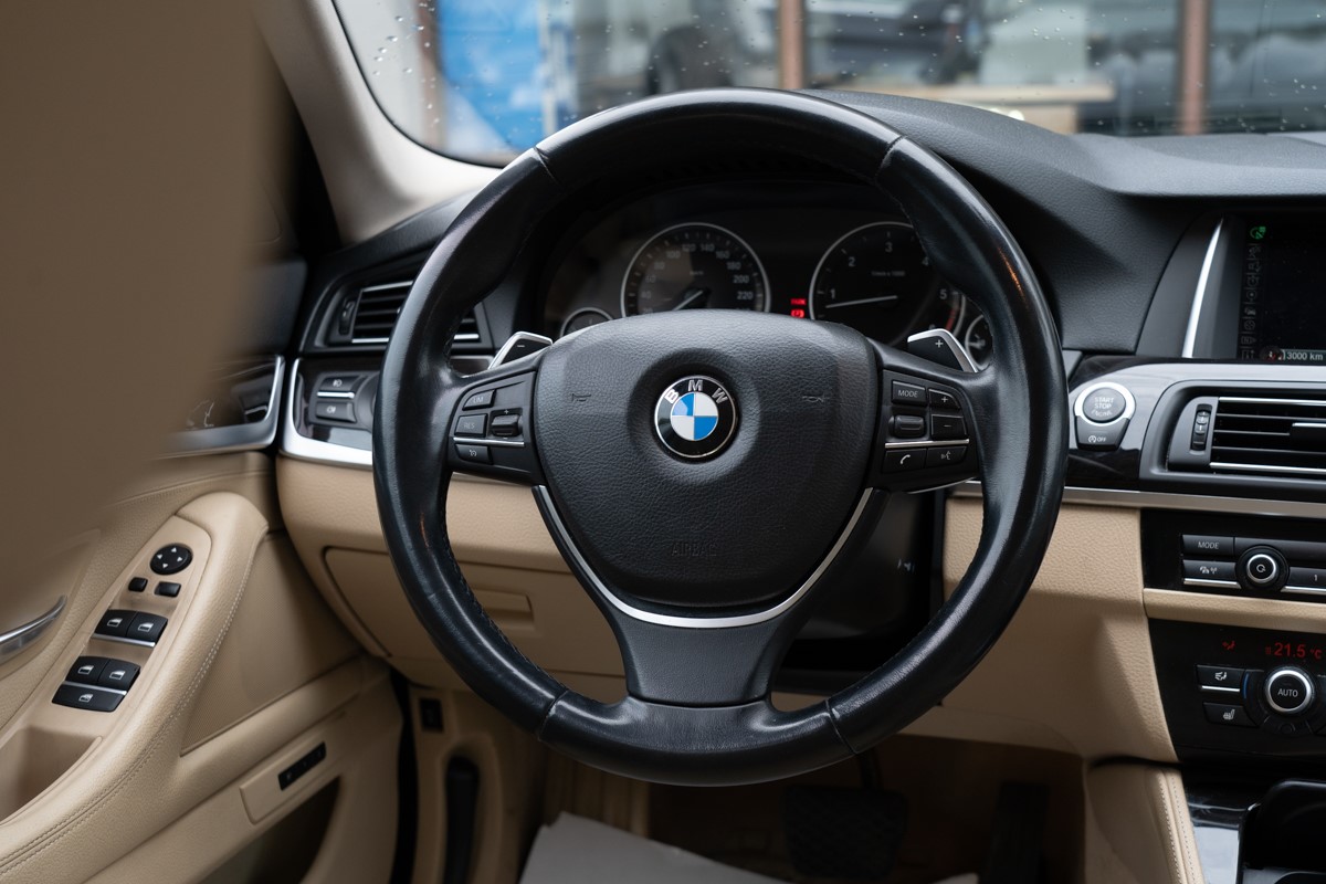 BMW
 535
 X-DRIVE