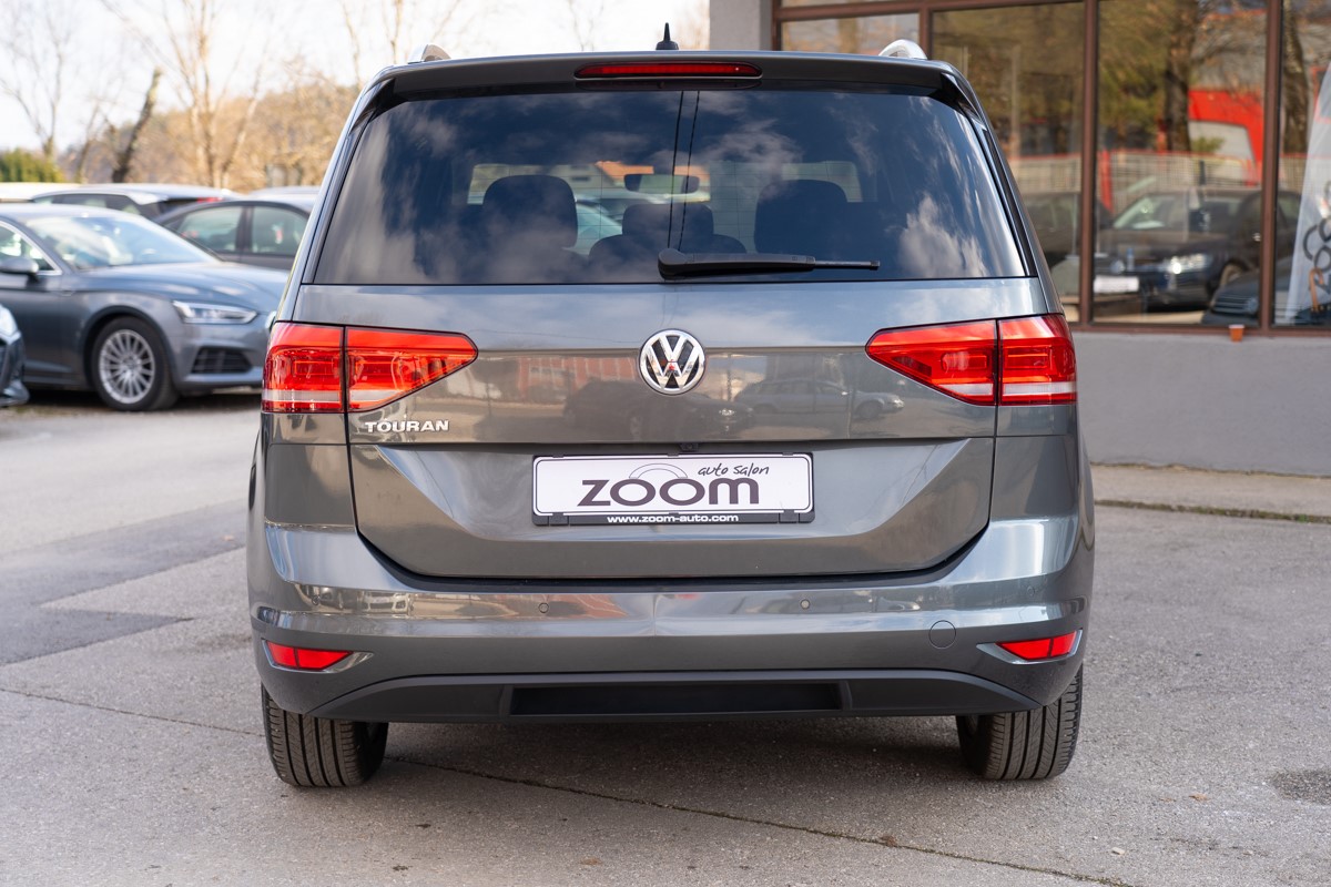 Volkswagen Touran 1,6 TDI DSG 7 sjedista