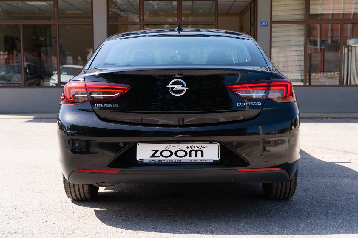 Opel Insignia 1.6 D