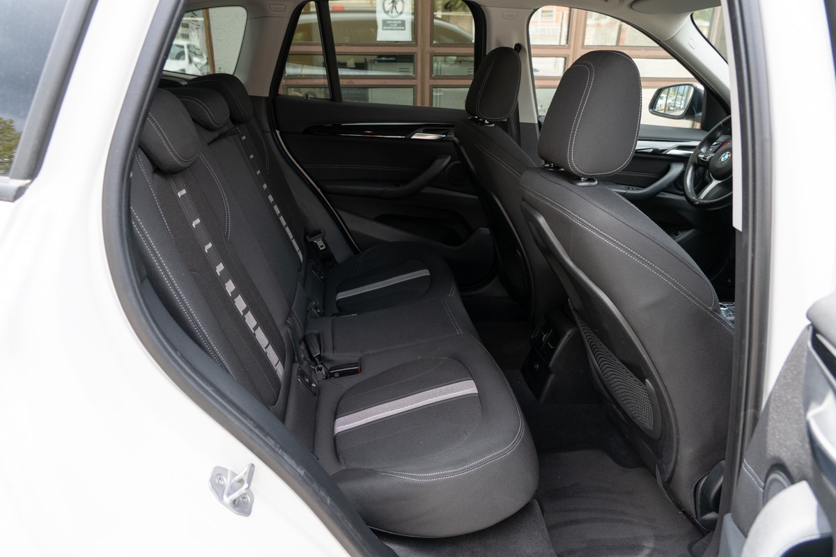 BMW
 X1 18 d SDrive