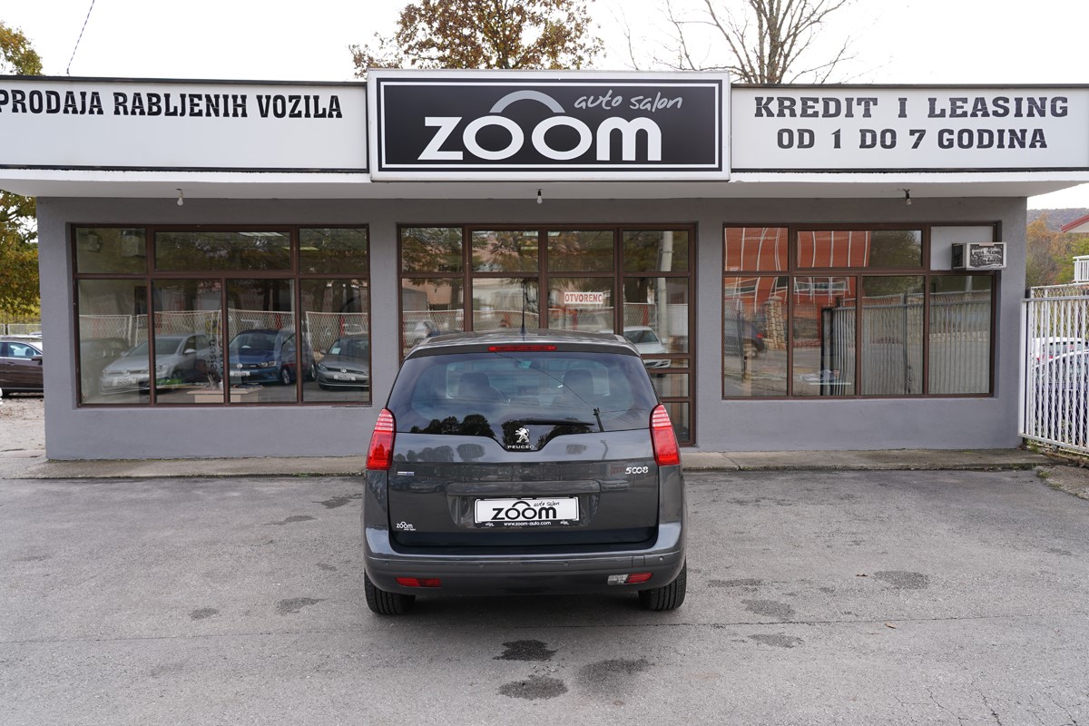 Peugeot 5008 1,6 BlueHDI