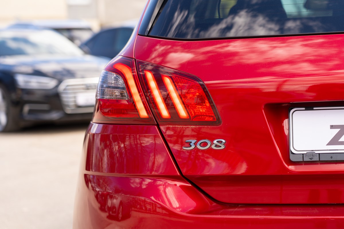 Peugeot 308 1,6 BlueHDI