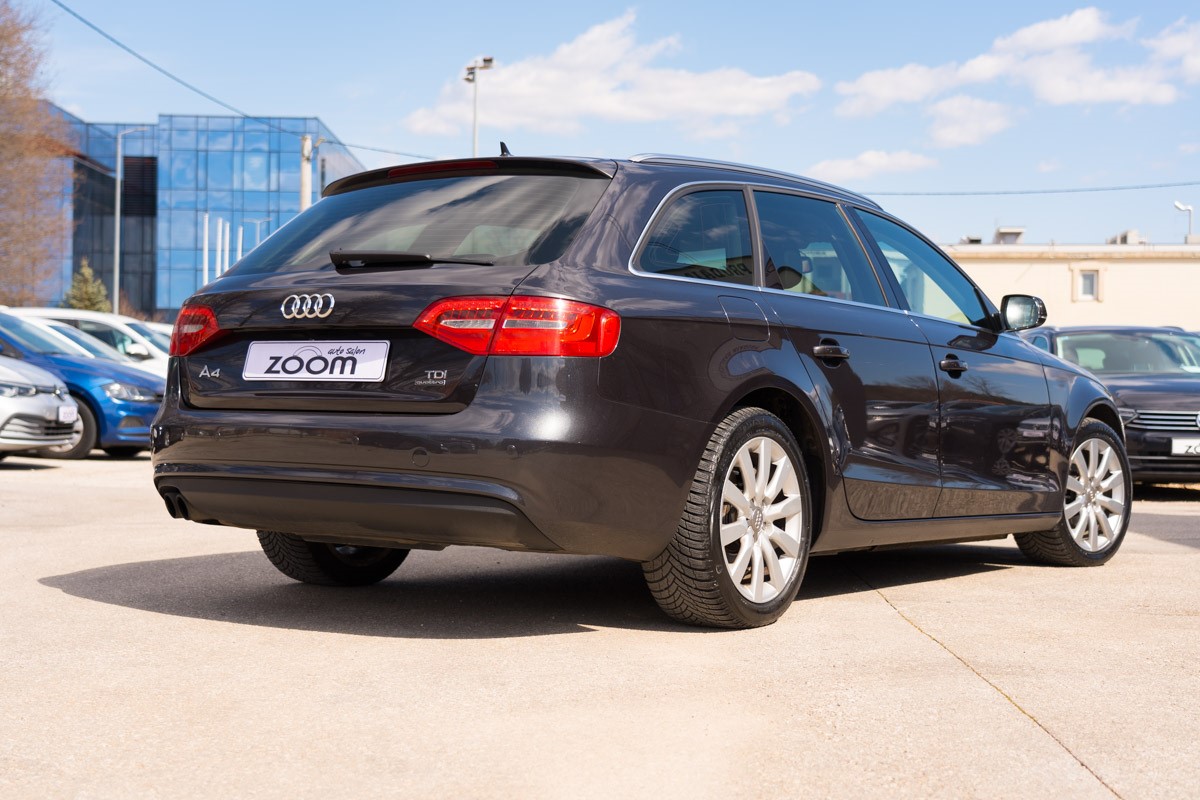Audi A4
 2.0 TDI Quattro