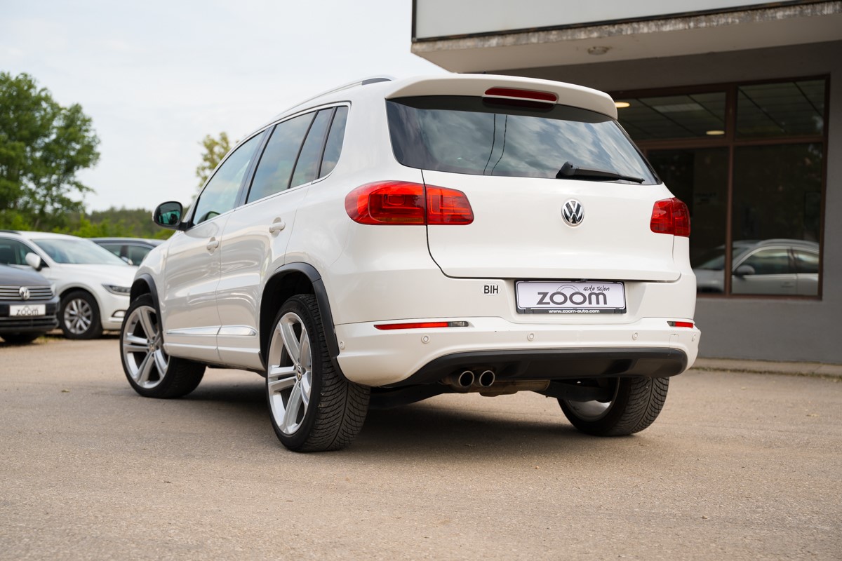 Volkswagen Tiguan
 2.0 TDI DSG R-Line 4MOTION