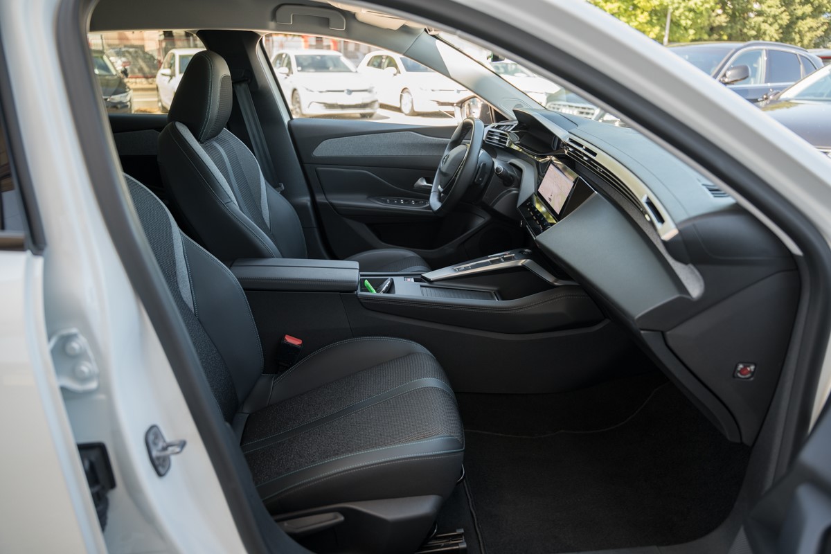 Peugeot 308 1.5 BlueHDI ALLURE PACK