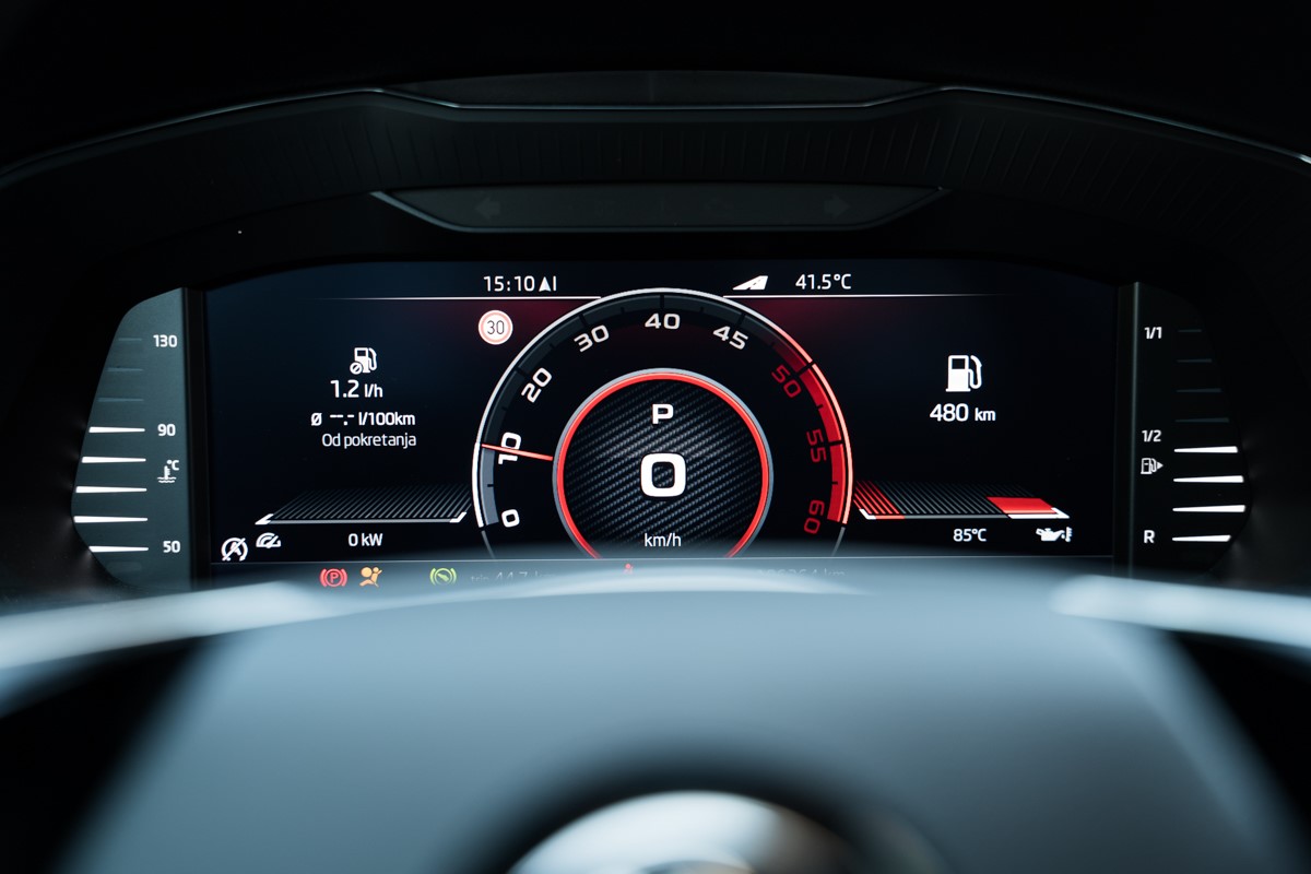 Škoda Superb 2.0 TDI DSG 200KS SPORTLINE