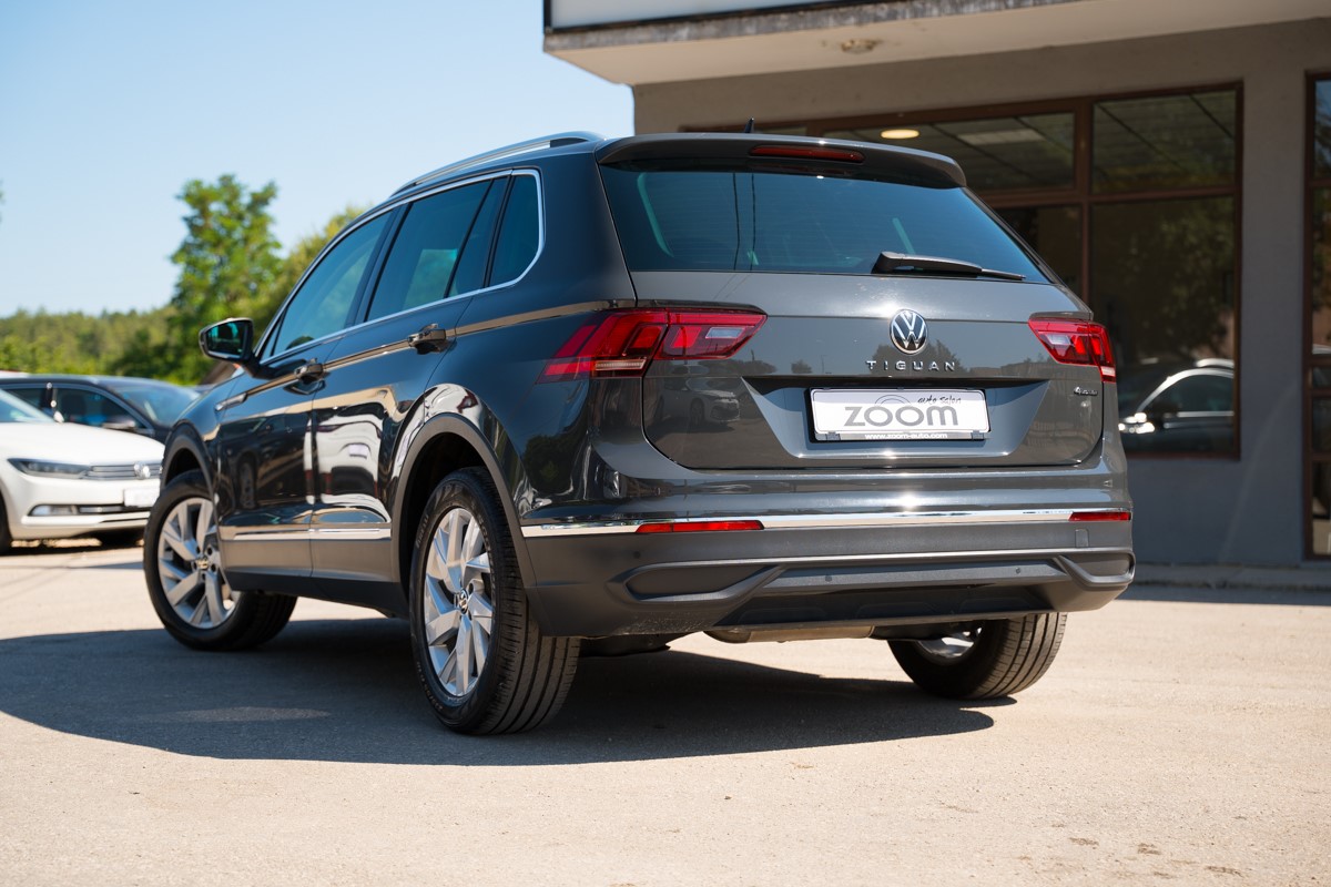 Volkswagen Tiguan
 2.0 TDI DSG 4MOTION