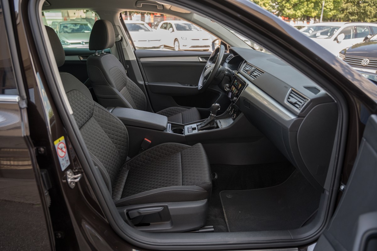 Škoda Superb 2.0 TDI DSG