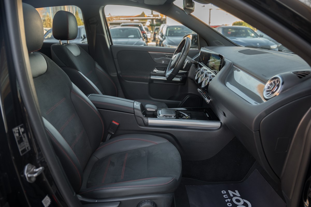 Mercedes-Benz GLA 200 D AMG