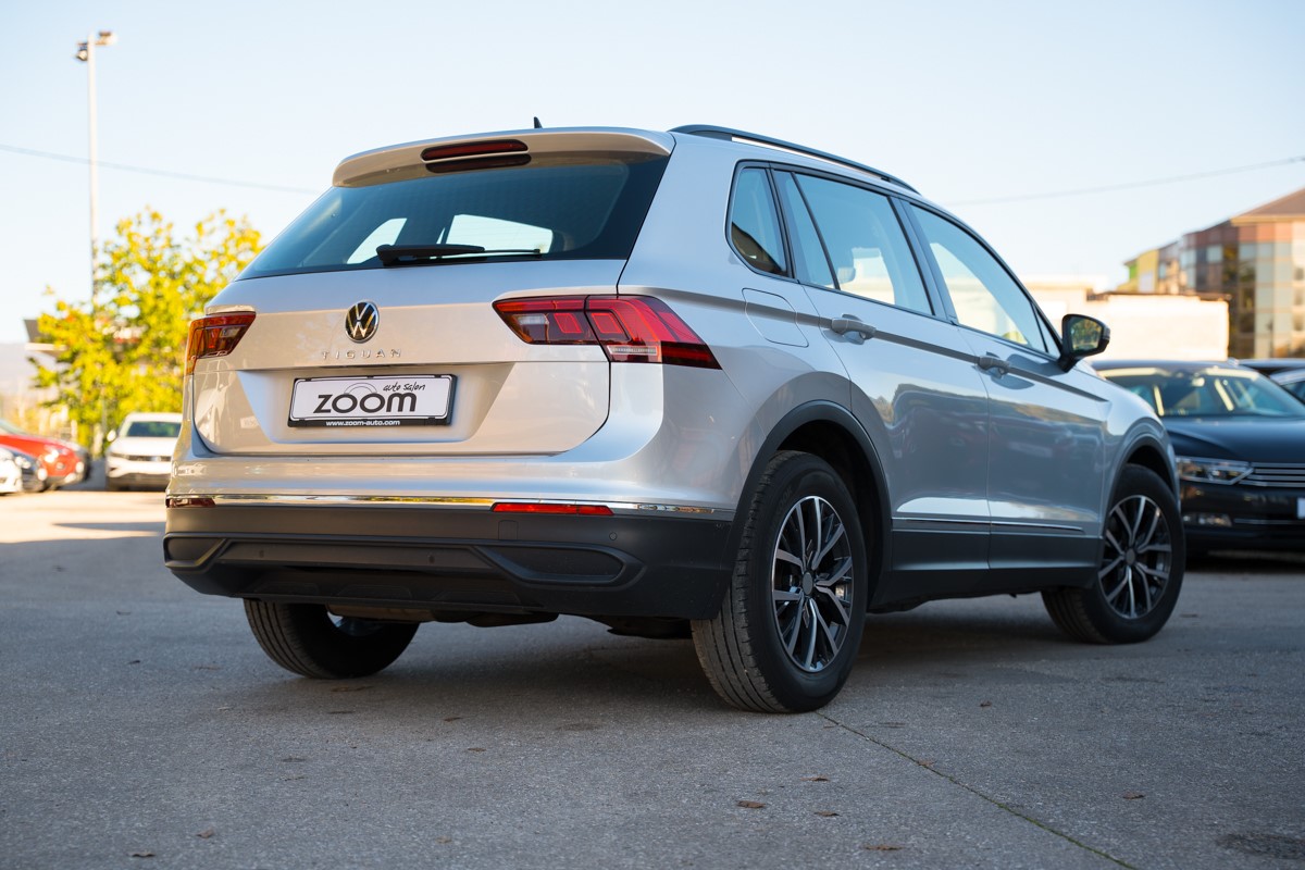 Volkswagen Tiguan
 2.0 TDI