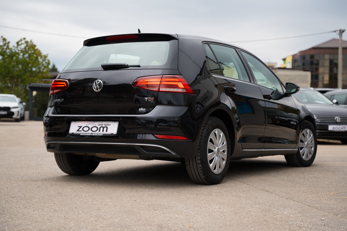 Volkswagen Golf 1.6 TDI DSG