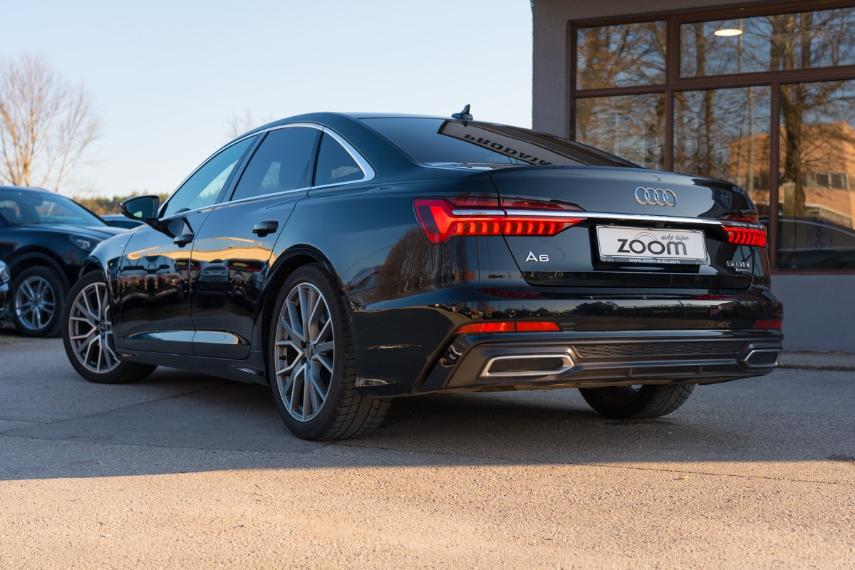 Audi A6
 50 TDI S line