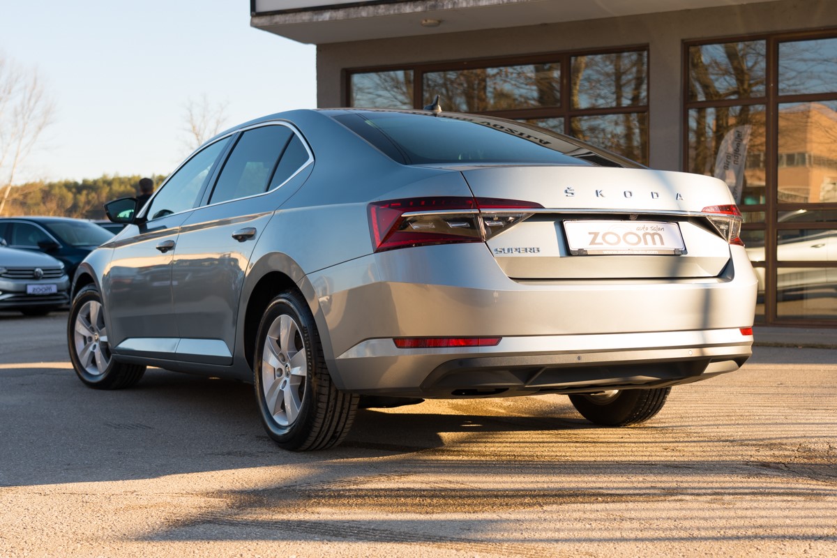 Škoda Superb 1.6TDI  DSG