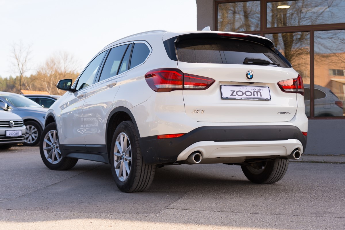 BMW
 X1 1.8 D
