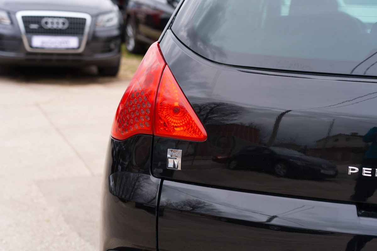 Peugeot 3008 2.0 Hybrid/Diesel
