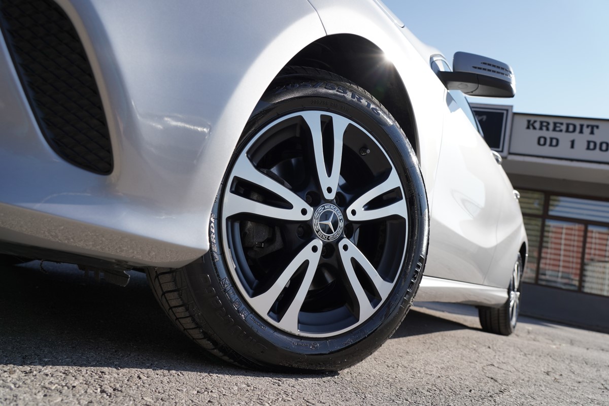 Mercedes-Benz A-Class 180 D