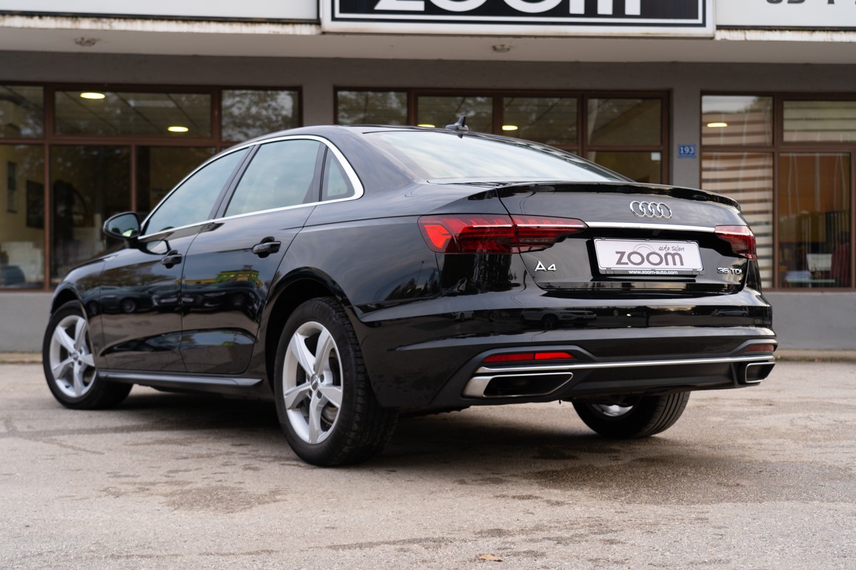 Audi A4
 35 TDI