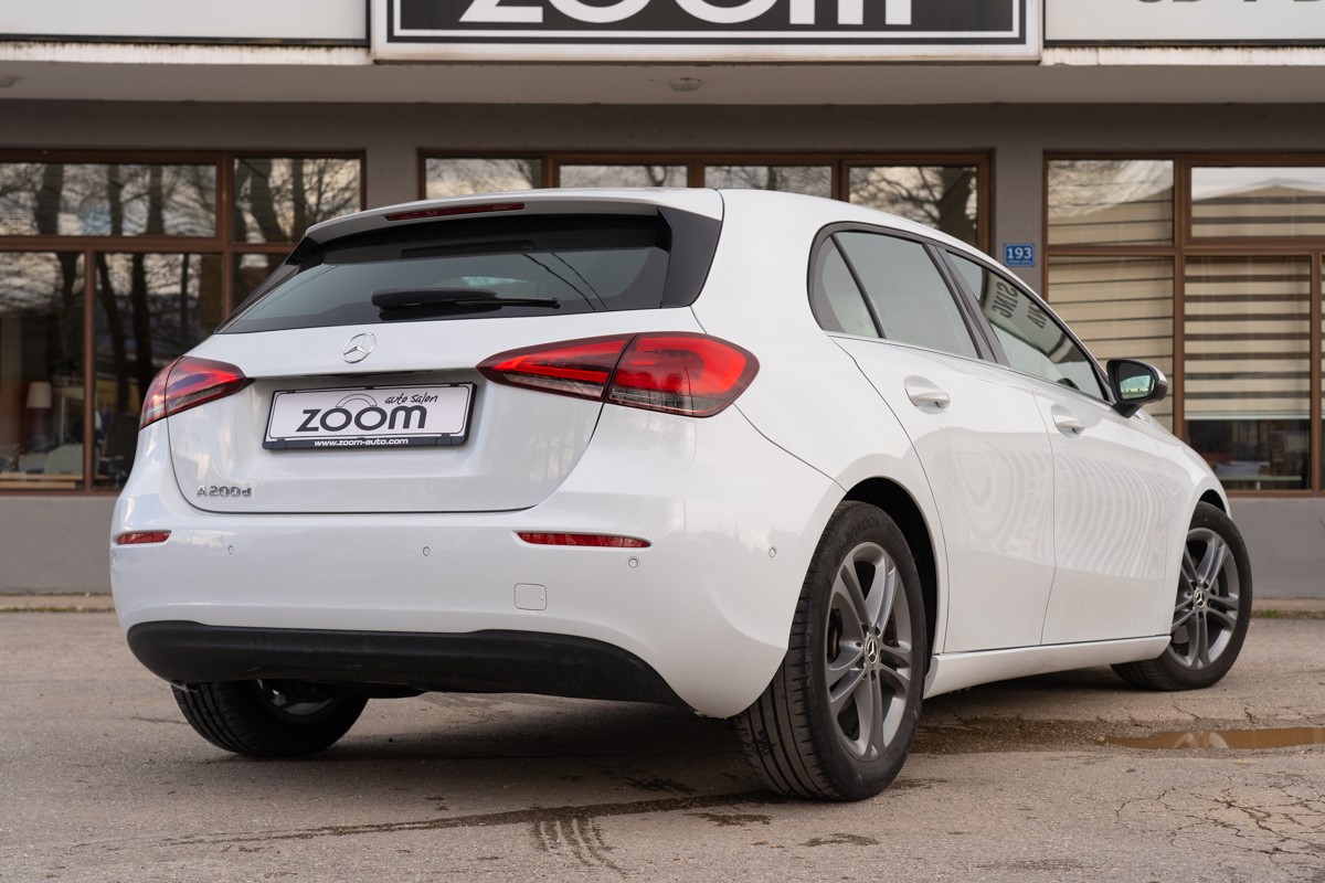 Mercedes-Benz A-Class 200d Business Line