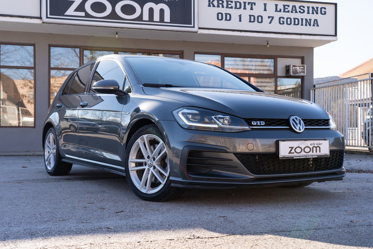 Volkswagen Golf 2,0 TDI DSG GTD