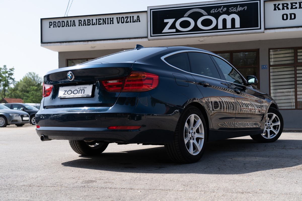 BMW
 3-Series 318 D Gran Turismo