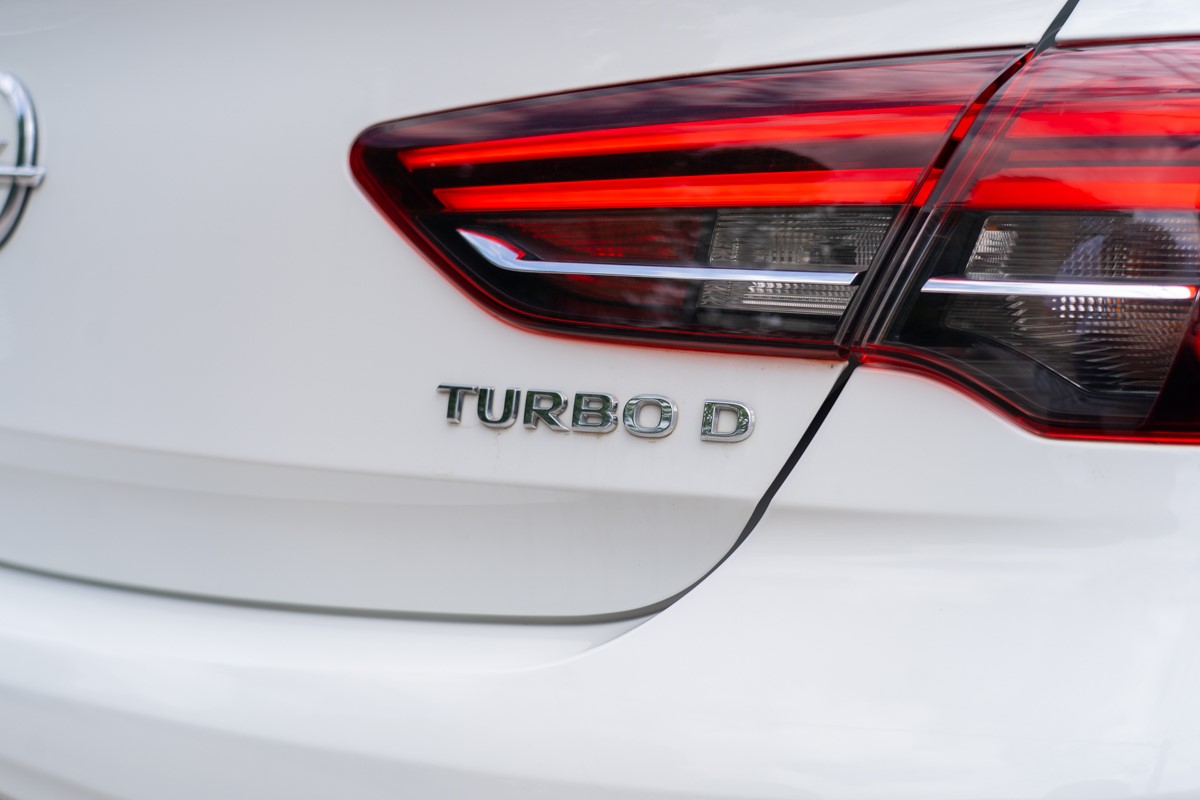 Opel Insignia 1,6 GrandSport
