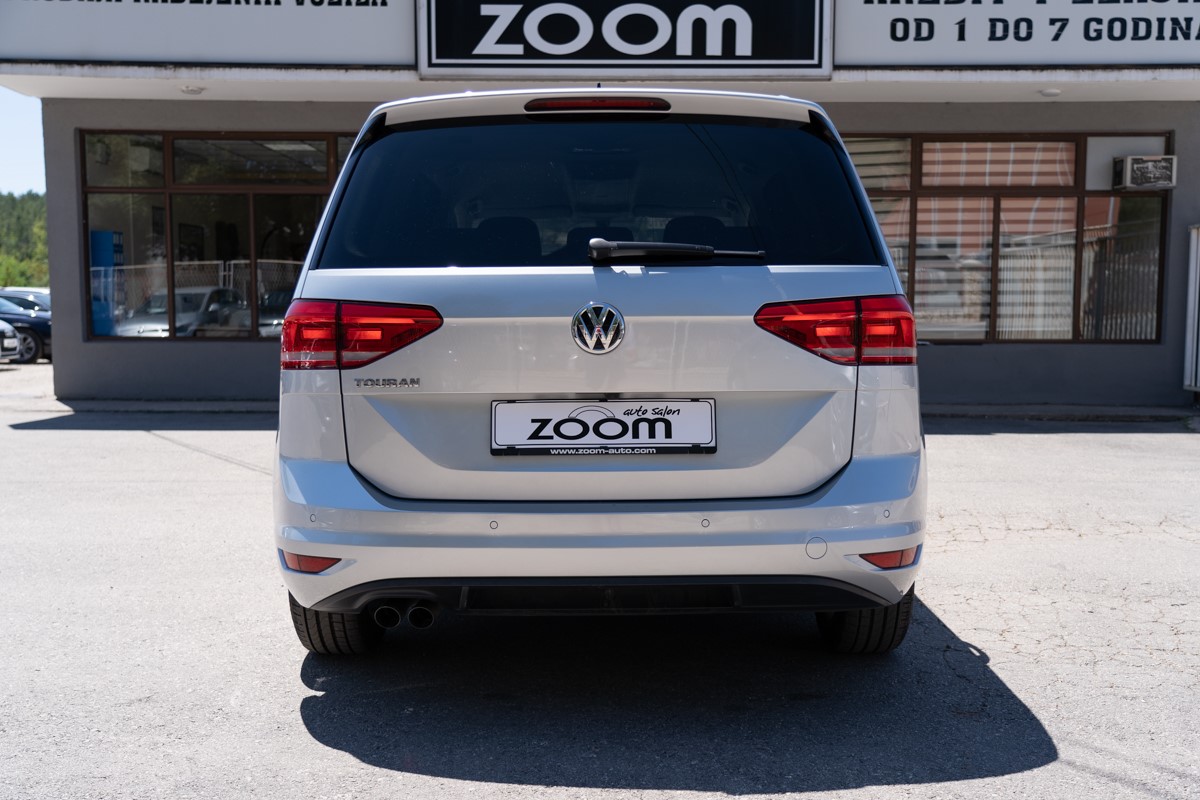 Volkswagen Touran 2.0 TDi Confortline Business DSG7
