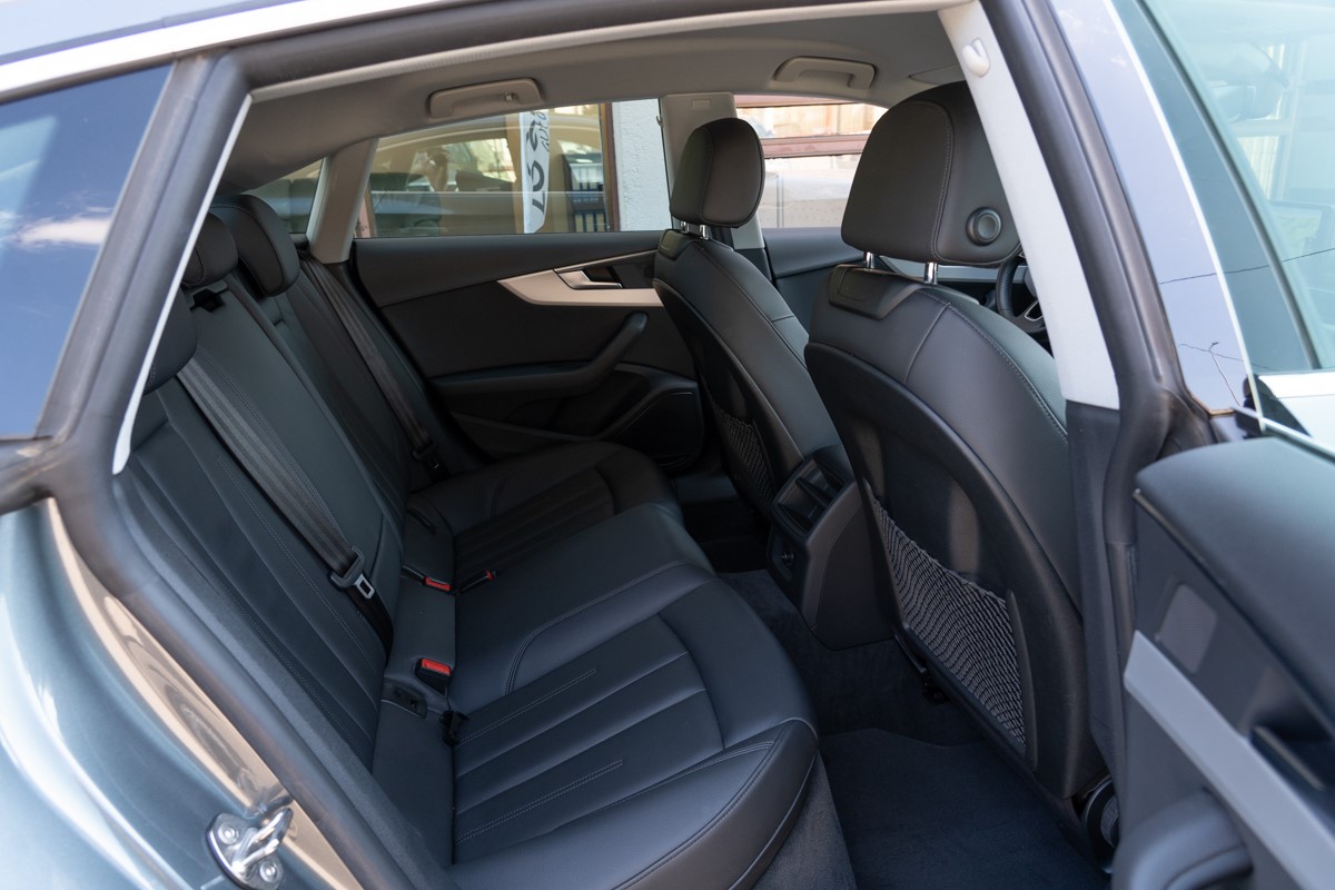 Audi A5
 35 TDi Sportback Business Edition S-tronic