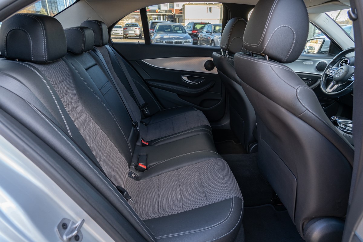 Mercedes-Benz E-Class
 200 D Business Solution