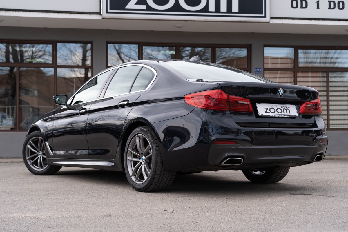 BMW
 5-Series 520dA  M Sportpaket