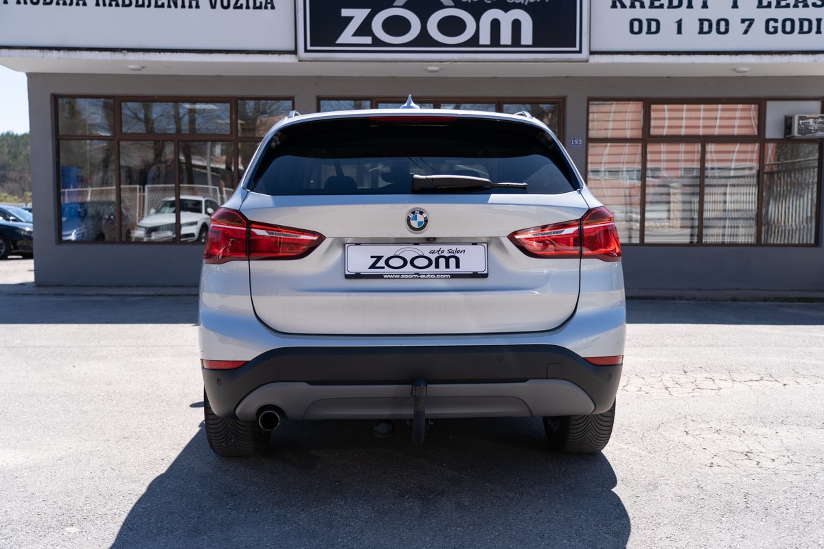 BMW
 X1 sDrive 18d