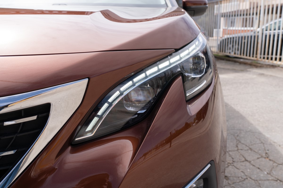 Peugeot 3008 1.6 BlueHDi Allure Business EAT6