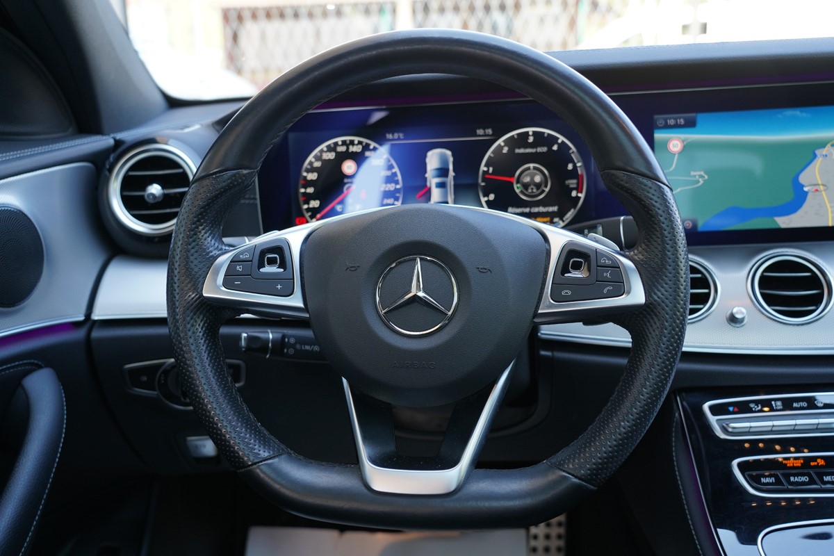Mercedes-Benz E-Class
 220 CDI AMG 
