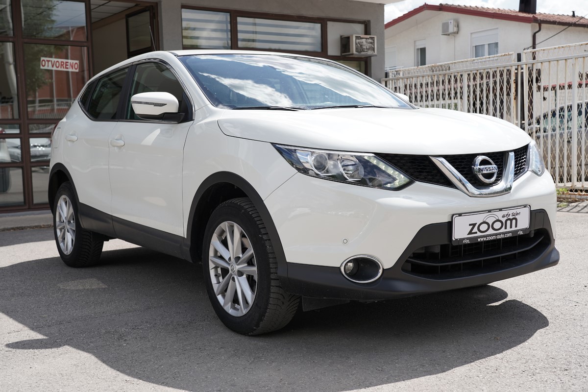 Nissan
 Qashqai 1.5 DCI