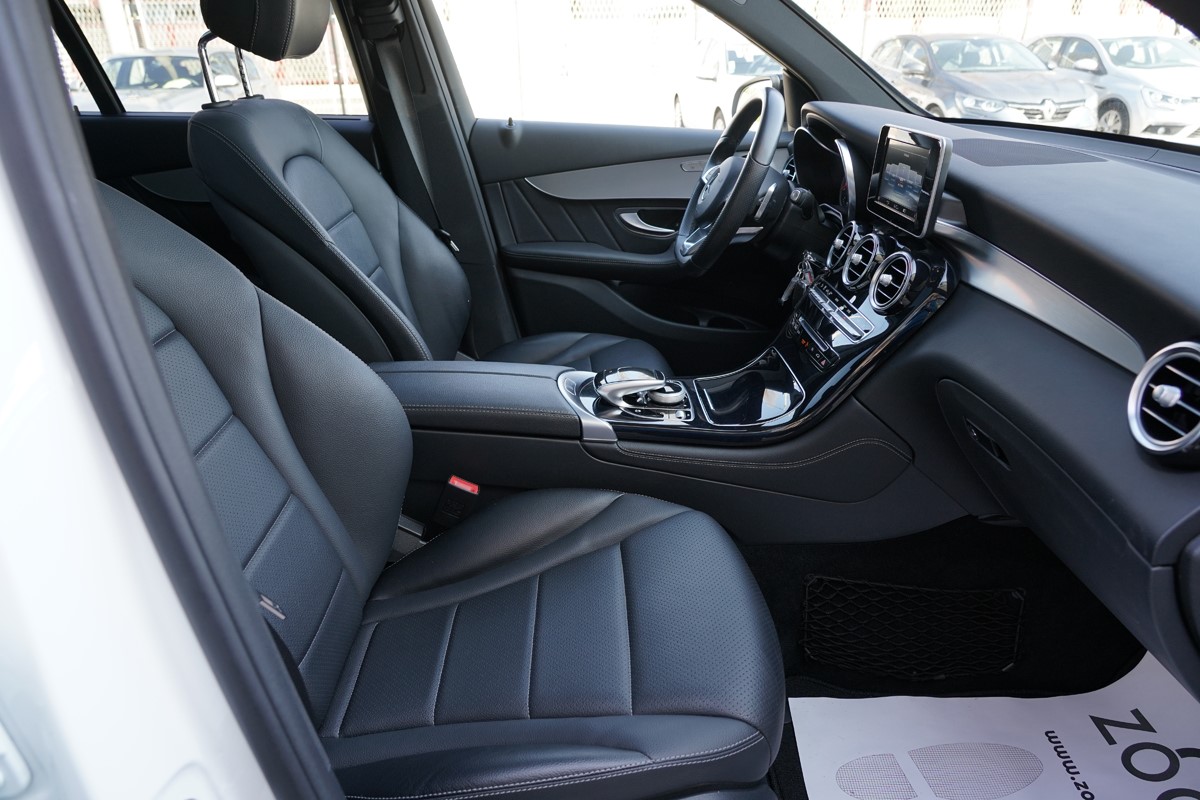 Mercedes-Benz GLC 250 d 4MATIC AMG