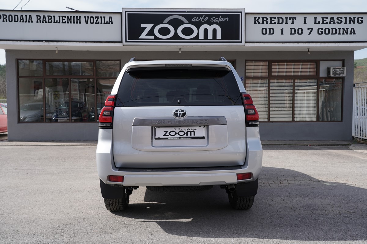 Toyota
 Land Cruiser
 2,8 D-4D