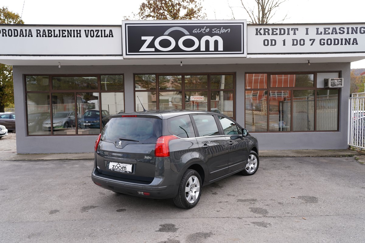 Peugeot 5008 1,6 BlueHDI