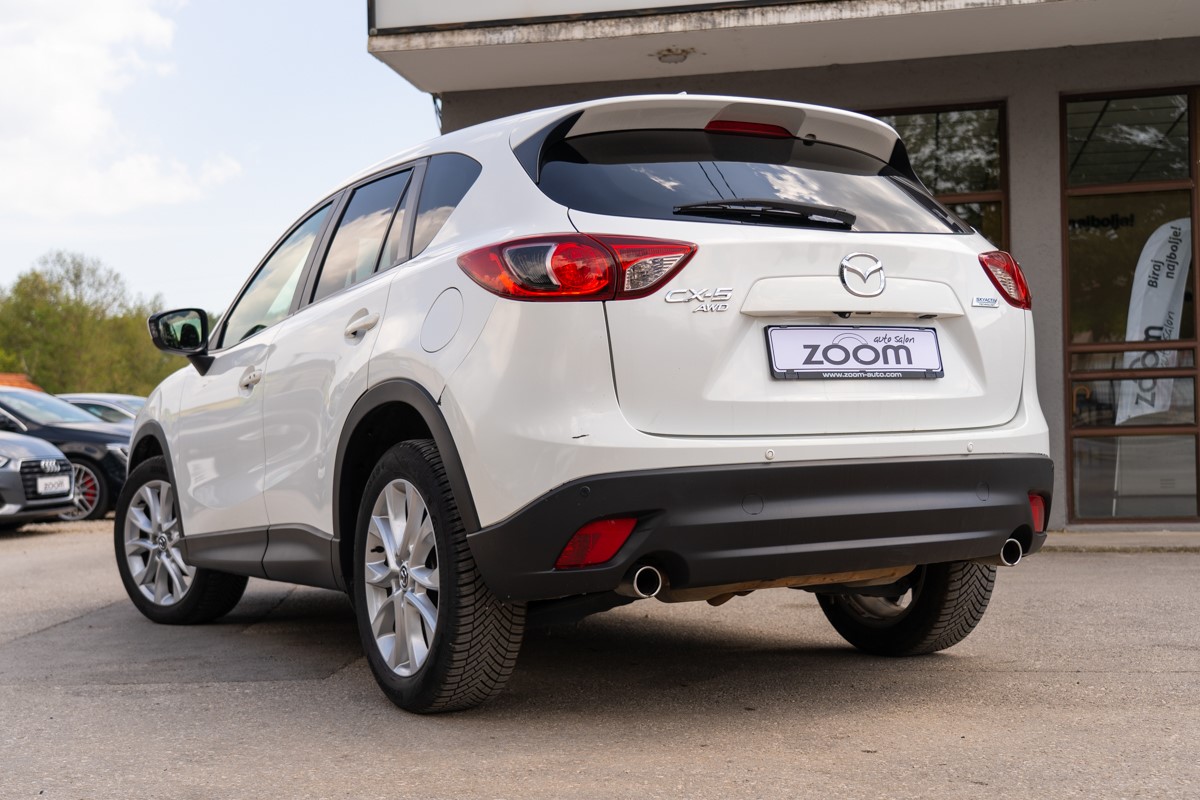 Mazda
 CX-5 2,2 D