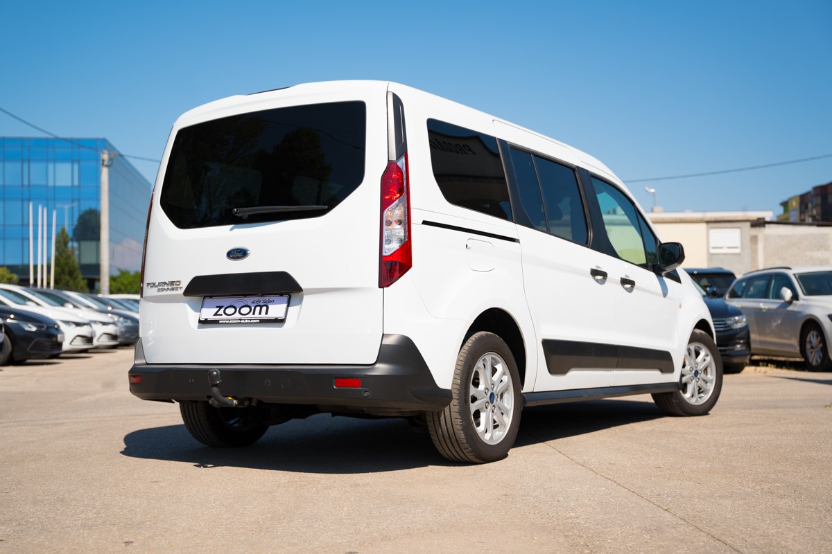 Ford
 Tourneo Connect 1.5 TDCI 7 Sjedišta