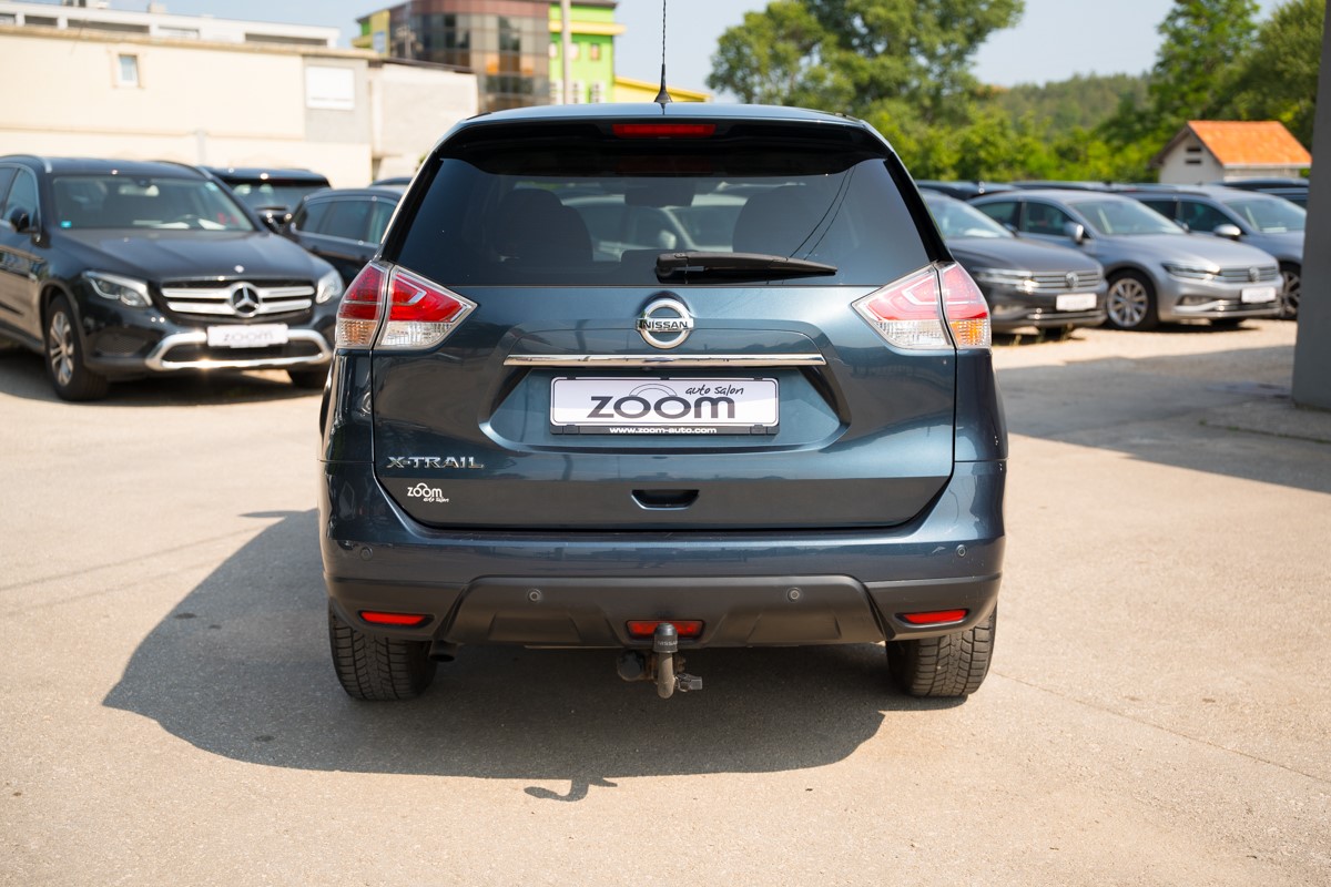 Nissan
 X-TRAIL 1.6 DCI