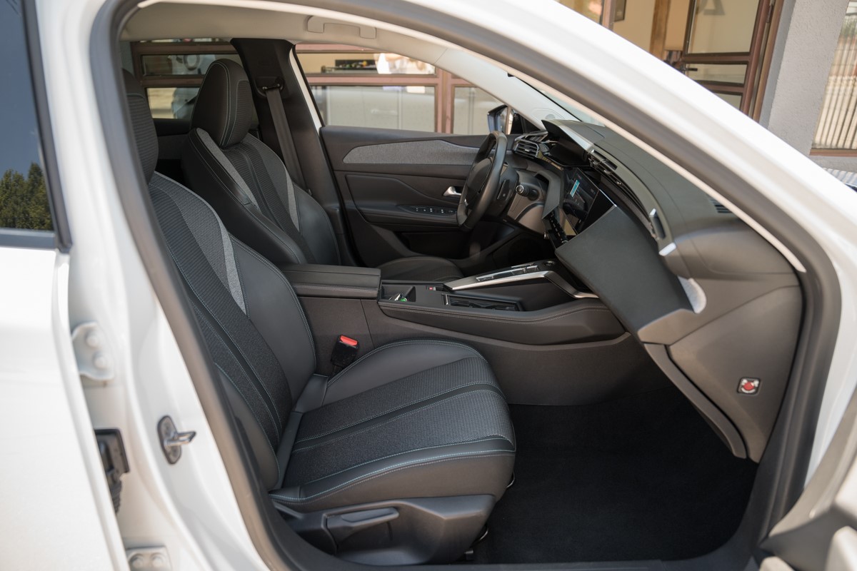 Peugeot 308 1.5 BlueHDI ALLURE PACK