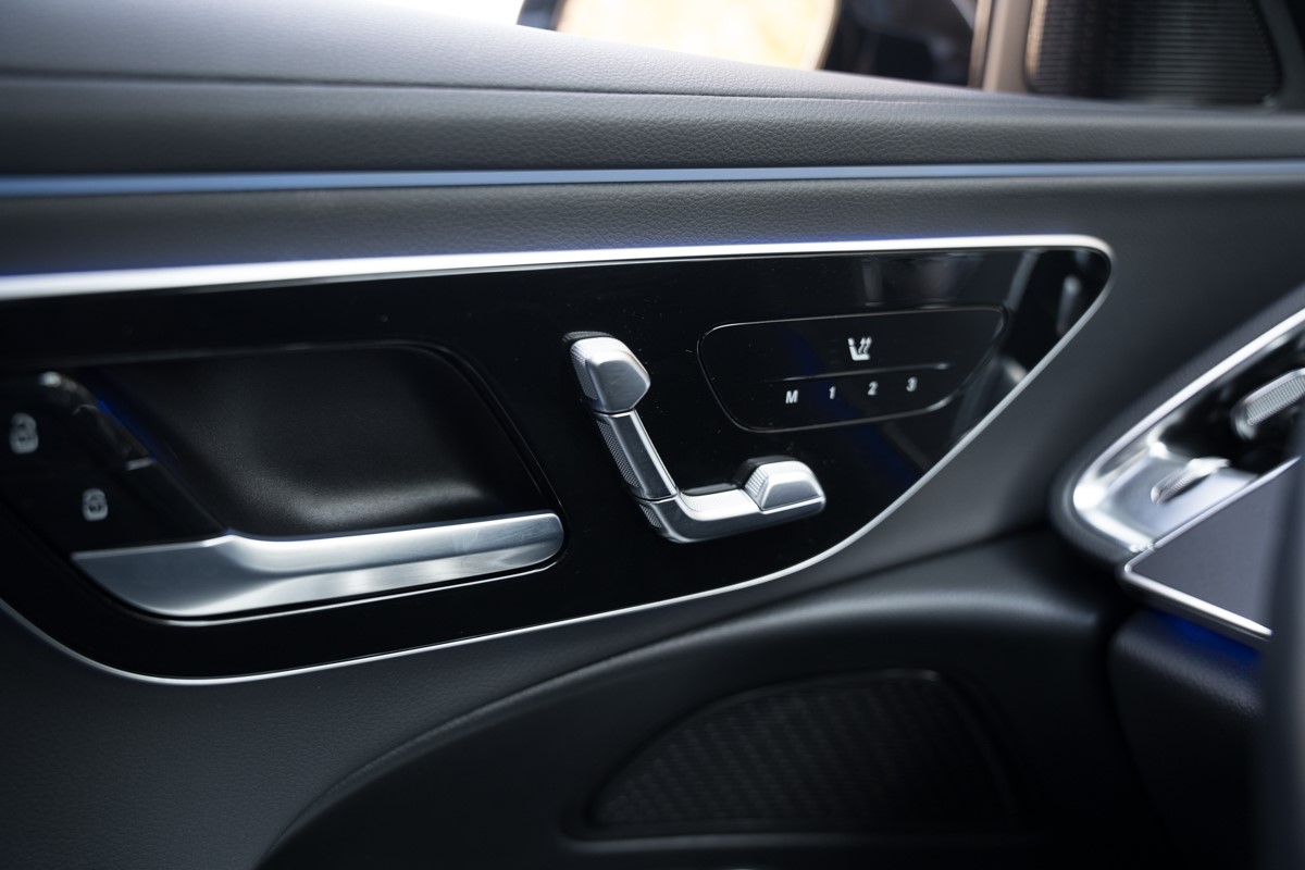 Mercedes-Benz E-Class
 220d Luxury Line