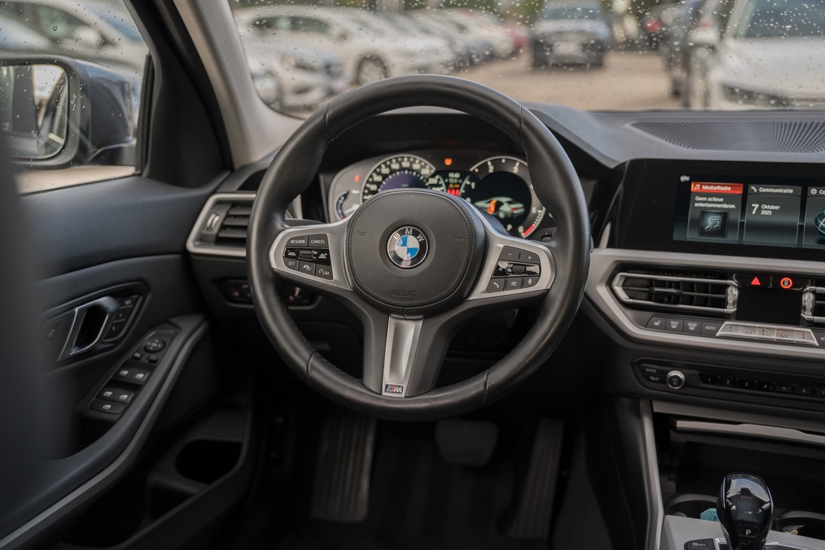 BMW
 3-Series 318 D