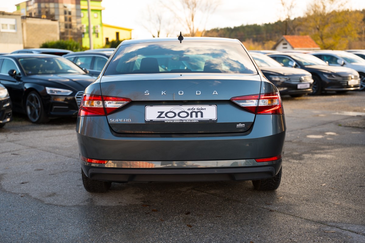Škoda Superb 1.6 TDI DSG