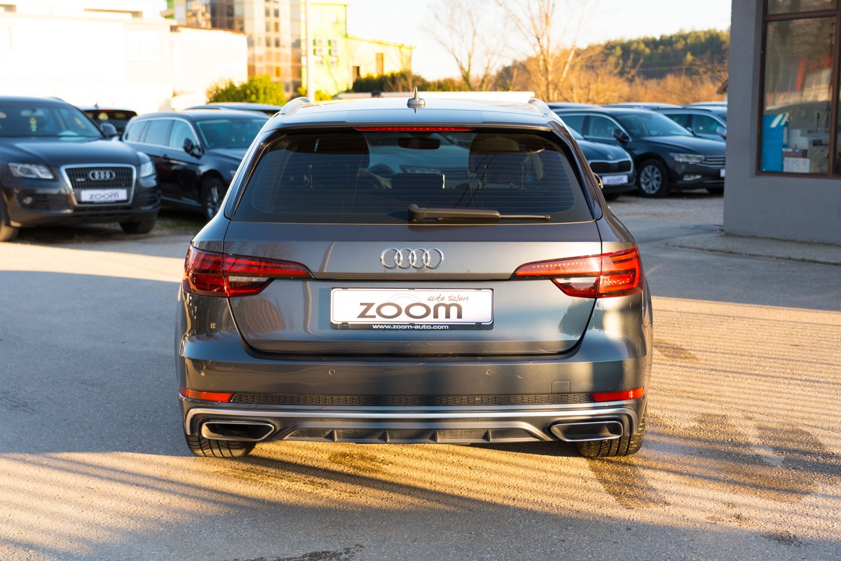 Audi A4
 2.0TDI S line